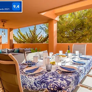 Ample Luxury Fancy Golf & Padel , Marbella España